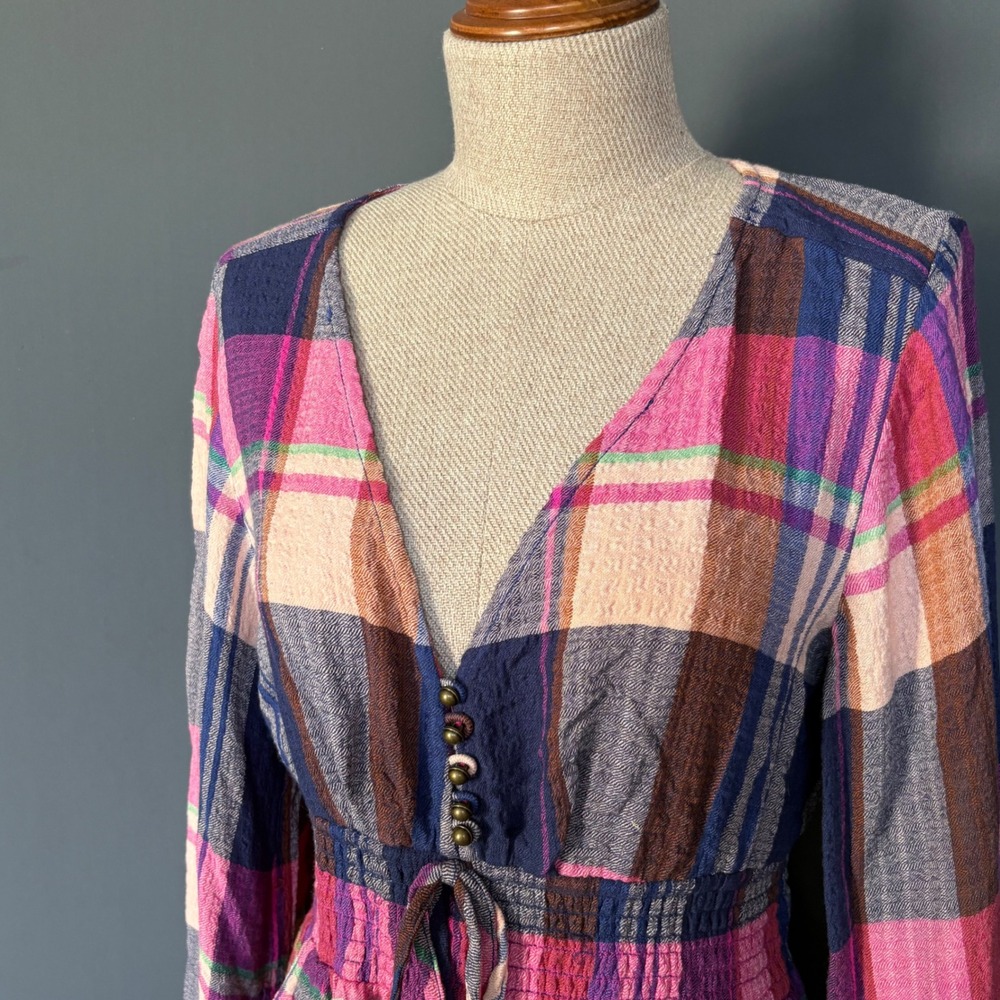 Pilcro Plaid Peplum Blouse‎ | Size XS | Smocked Waist V-Neck